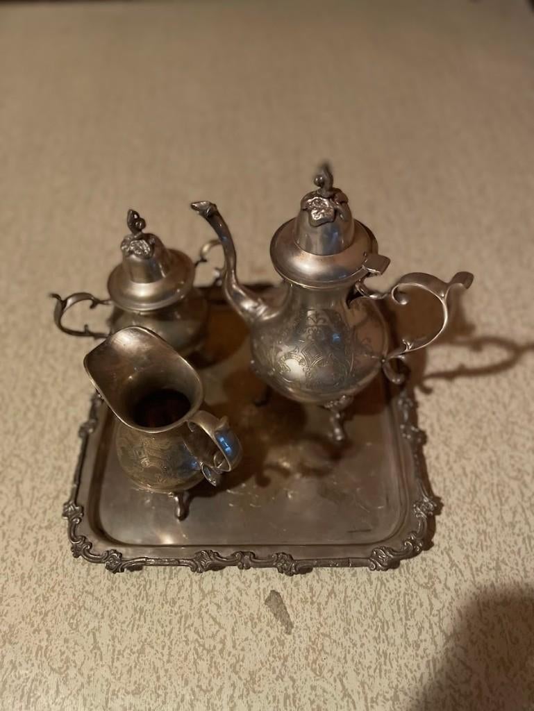 Verzilverd antieken theeservies; vierdelig, Antiek en Kunst, Antiek | Servies compleet, Ophalen