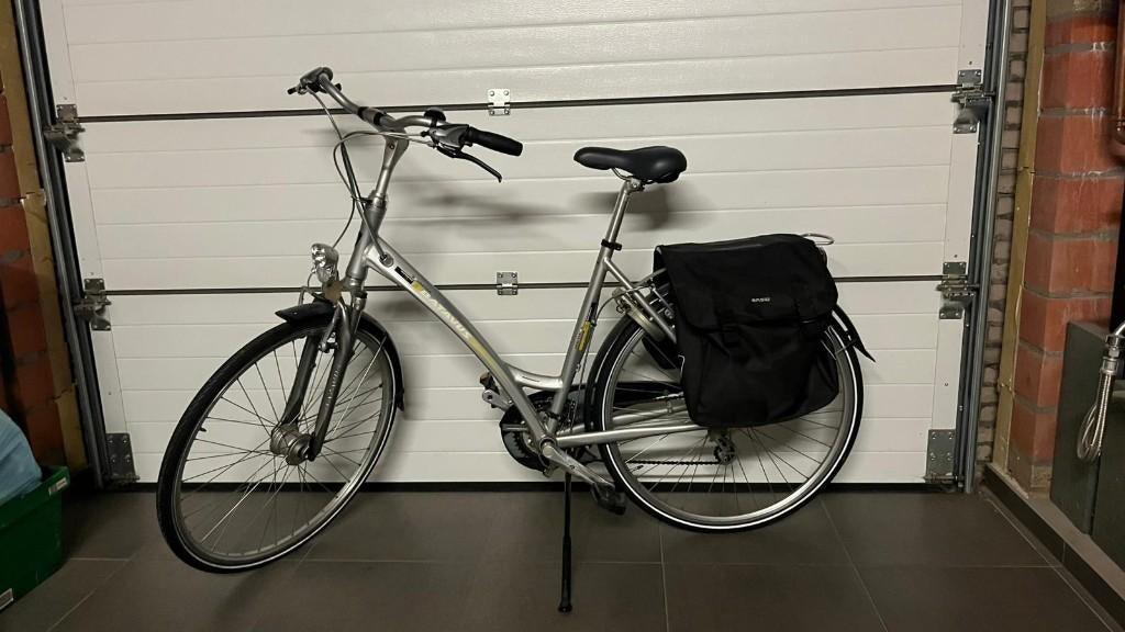 Damesfiets Batavus Jakima, Fietsen en Brommers, Ophalen, Zo goed als nieuw, Batavus