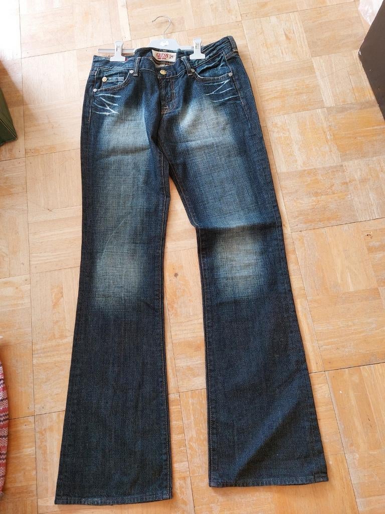 Jeans pour femme  GUESS TAILLE 29, Enlèvement, Comme neuf