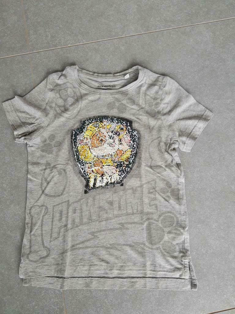 grijze t-shirt paw patrol maat 116, Kinderen en Baby's, C&A, Ophalen of Verzenden, Zo goed als nieuw, Shirt of Longsleeve