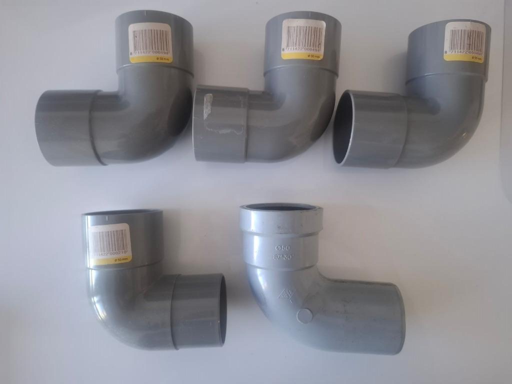 PVC 5x50mm BOCHT 90° & 2 beugels, Ophalen, Nieuw