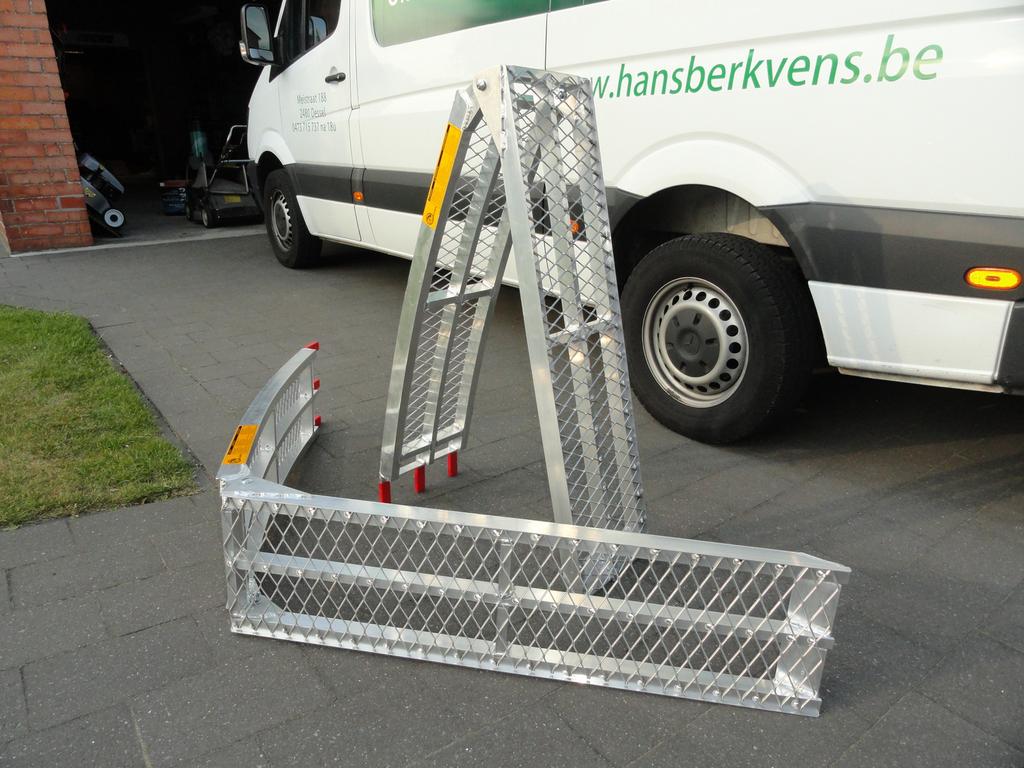 Nieuwe plooibare Oprijplaten/oprijrampen, Tuin en Terras, Zitmaaiers, Nieuw, Ophalen of Verzenden