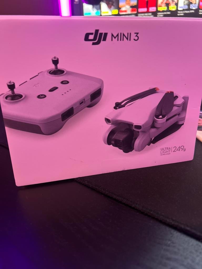 DJI Mini 3, TV, Hi-fi & Vidéo, Drones, Moins de 250 g, Qualité supérieure, 1 à 5 km, 30 à 45 minutes