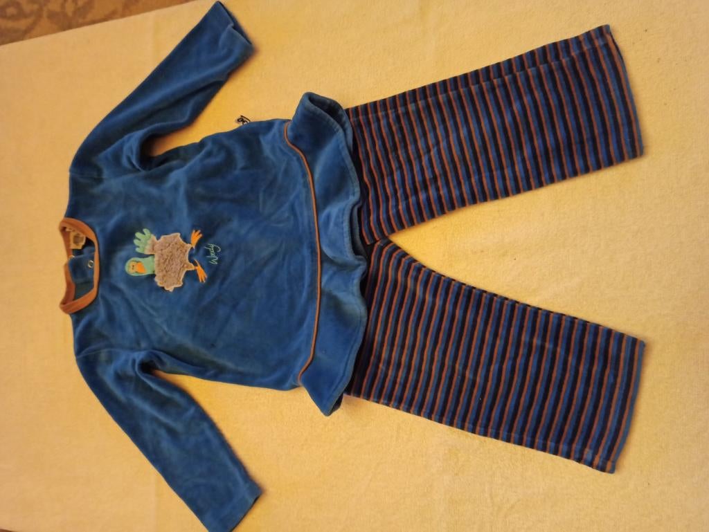Blauwe pyjama van woody in velours stof, maat 86 of 18 maand, Enlèvement ou Envoi, Comme neuf