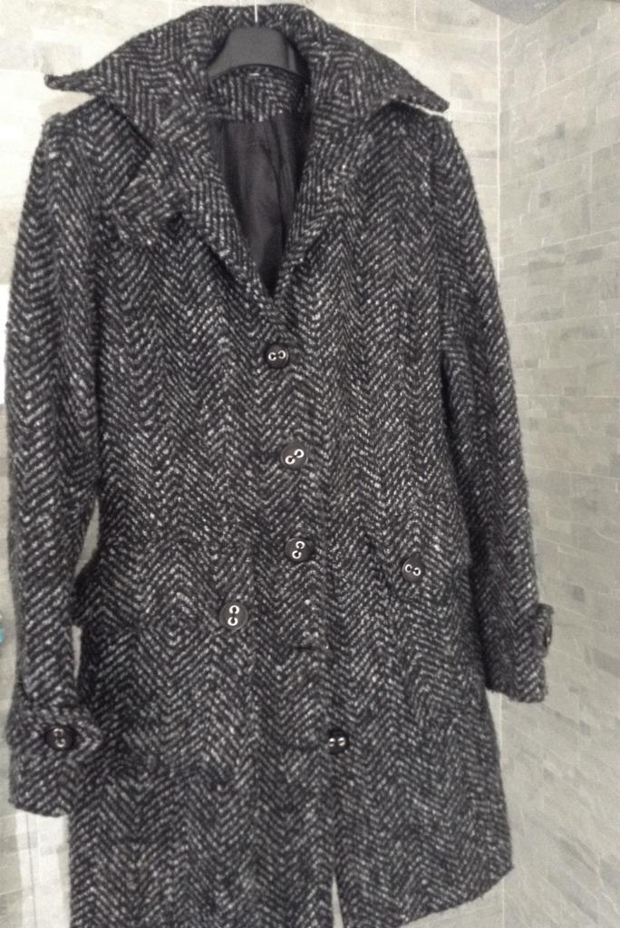 Zwart-grijs gespikkelde jas, Taille 38/40 (M), Enlèvement ou Envoi, Lola & Liza, Porté