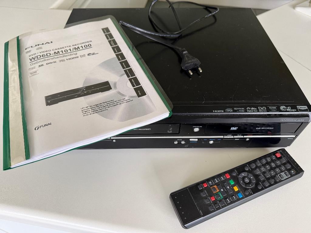Funai DVD-VHS recorder, Ophalen of Verzenden, Zo goed als nieuw, Dvd-recorder