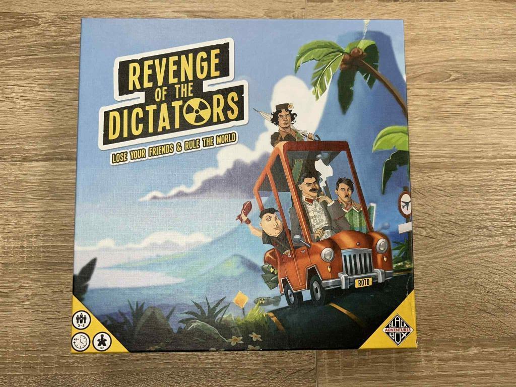 Revenge of the dictators - Bordspel, Ophalen of Verzenden, Zo goed als nieuw