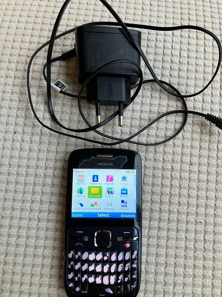 Populaire vintage nokia C3, Ophalen of Verzenden, Gebruikt, Blauw, Fysiek toetsenbord