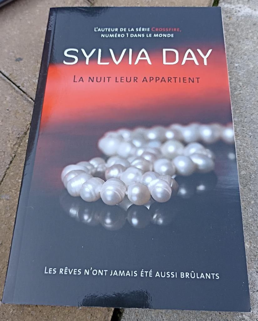 Livre - "La nuit leur appartient", Boeken, Ophalen, Zo goed als nieuw, Sylvia Day