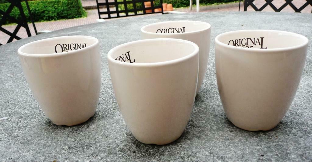 4 bekers IJSBOERKE "original 1935" + diepvriesdoosjes 200 ml, Ophalen of Verzenden, Nieuw, Overige typen
