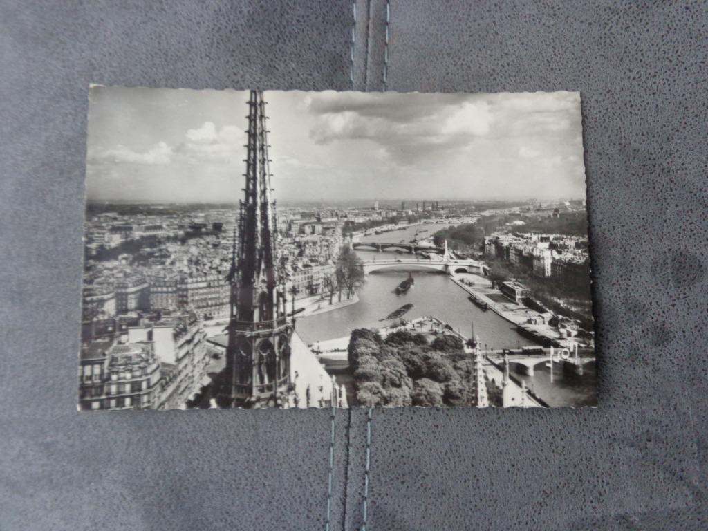 Ancienne carte postale de Paris, Enlèvement