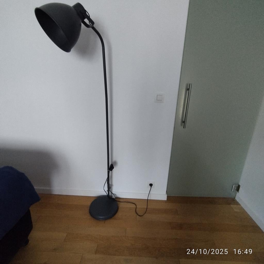 Lampe en métal noir, Maison & Meubles, Enlèvement, Métal