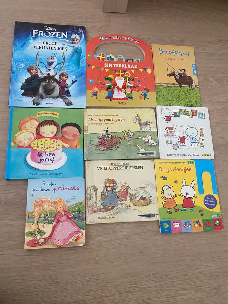 Kinderboeken aan 1 euro t stuk, Ophalen, Zo goed als nieuw