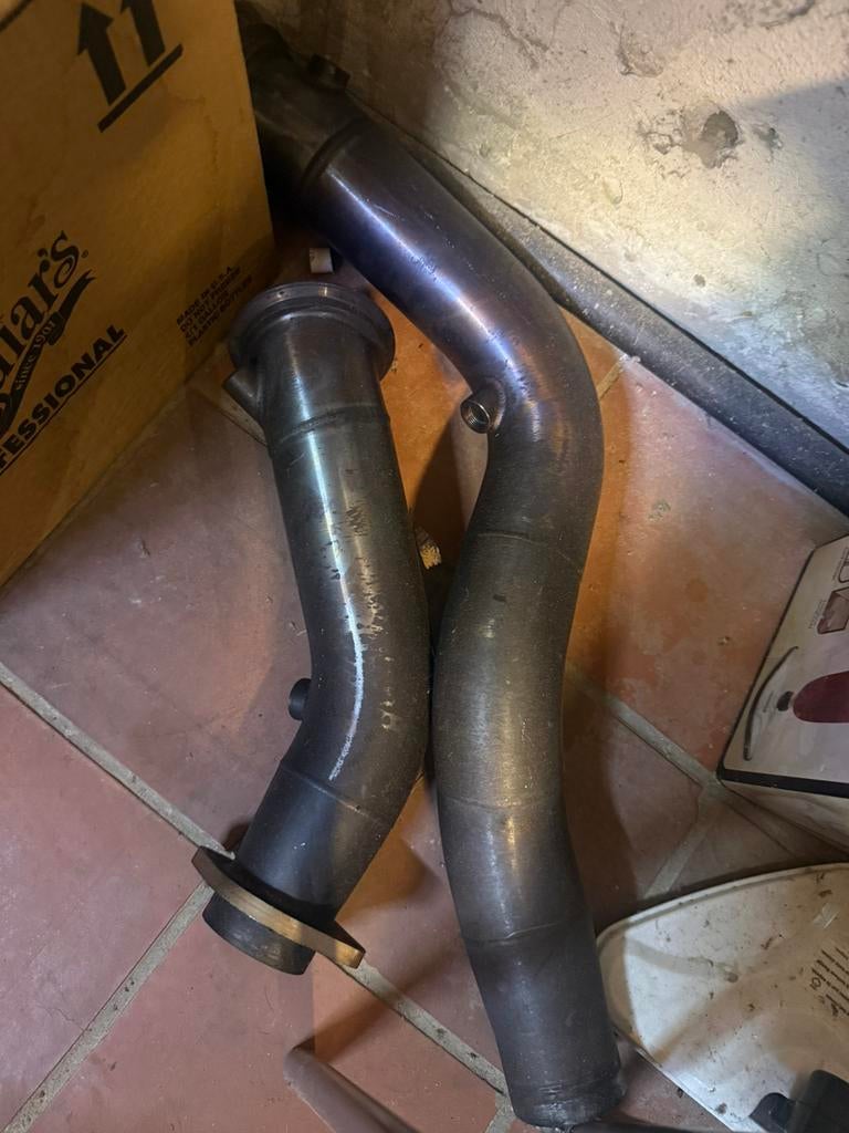 Downpipe, Enlèvement, BMW