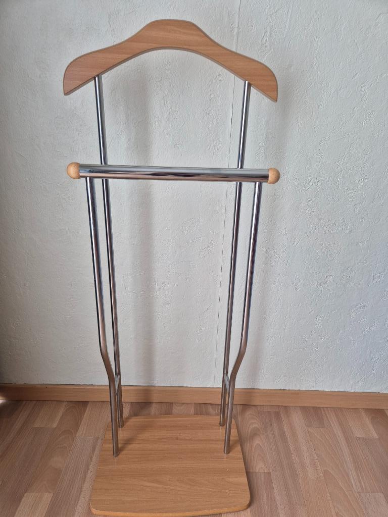 Dressboy hout, Huis en Inrichting, Woonaccessoires | Kapstokken, Ophalen, Nieuw, Hout, Staande kapstok