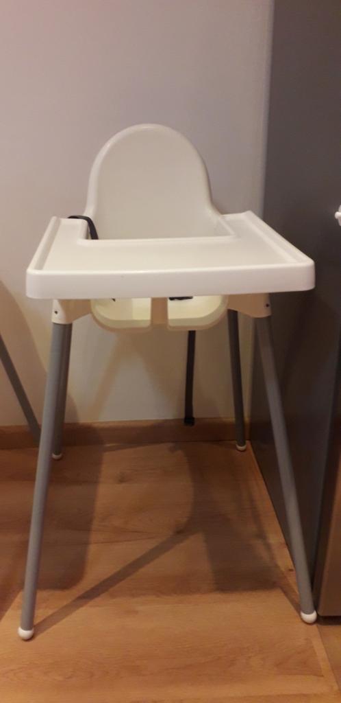 Chaise de salle à manger Ikea, Enlèvement