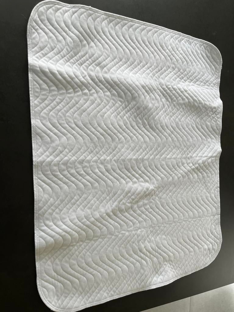 Quality textiles waterdichte matrasbeschermer 70x90cm., Gebruikt, Jongetje of Meisje, Wit, Overige typen