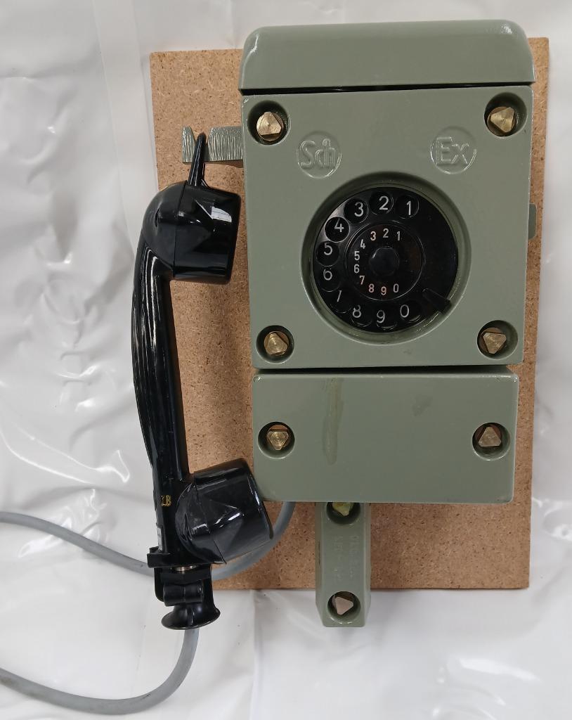 explosie bestendige telefoon, Ophalen, Landmacht