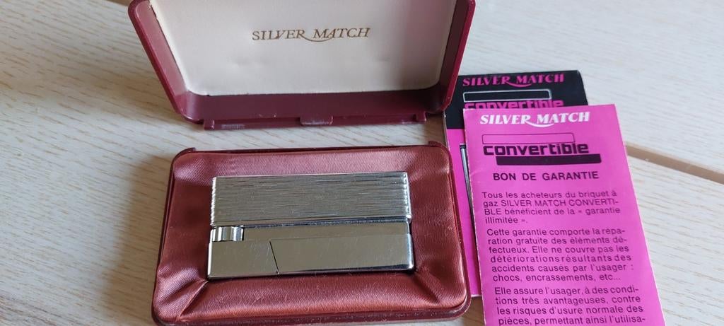 Silver match cabriolet aansteker uit 1974, Verzamelen, Ophalen of Verzenden, Gebruikt, Aansteker