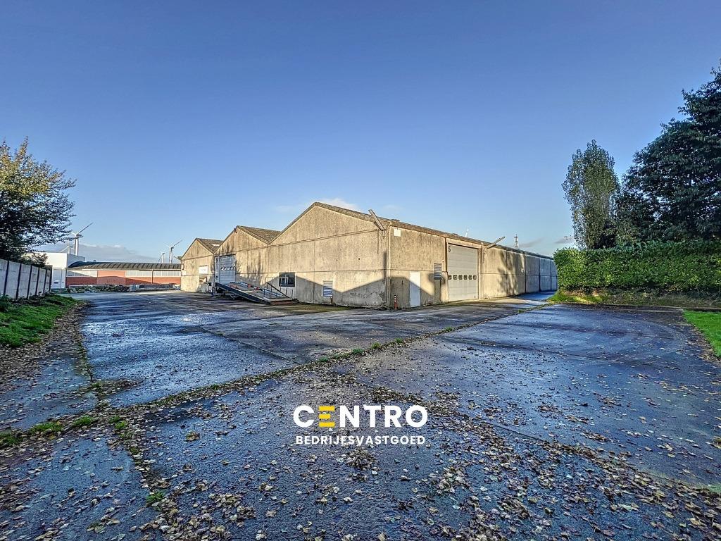 TE HUUR - Loods, 4700 m², Rumbeke, Provincie West-Vlaanderen