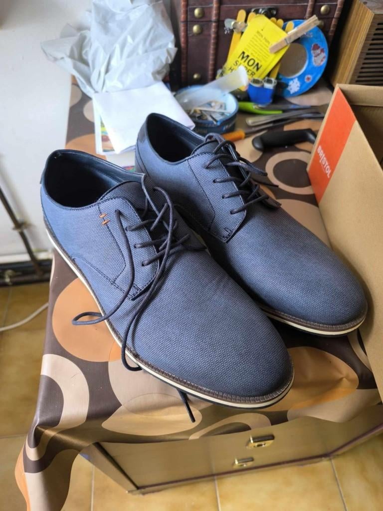 Chaussure de ville, Vêtements | Hommes, Chaussures, Neuf, Enlèvement ou Envoi, Chaussures à lacets, Bleu