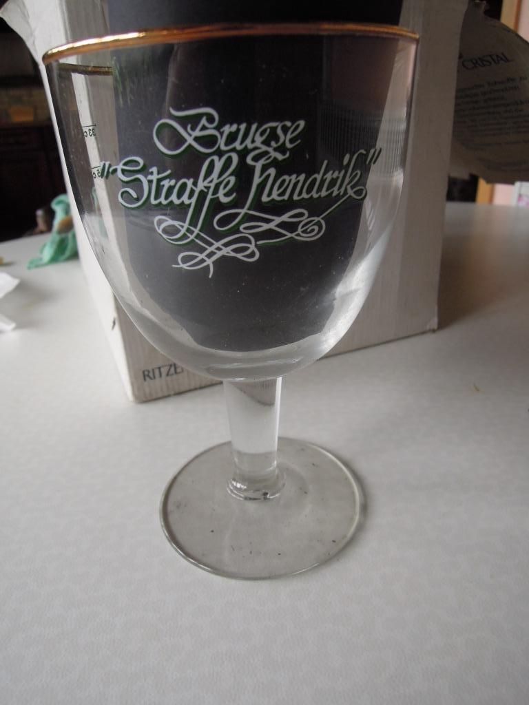 verre à bière Bruges Straffe hendrik, Collections, Marques de bière, Comme neuf, Verre ou Verres, Enlèvement ou Envoi