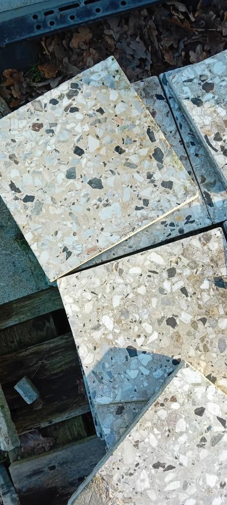 Authentieke tegels Terrazzo, Ophalen