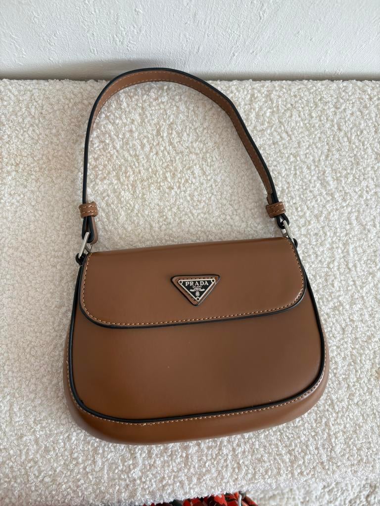 Sac à bandoulière Prada brun, Enlèvement ou Envoi, Comme neuf, Brun, Sac à main