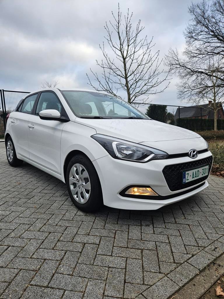 ✅️️️HYUNDAI I20/1.2BENZINE/1EIGENAAR/€6D/AIRCO/1JR GARANTIE, Auto's, Euro 6, Wit, 55 kW, Electronic Stability Program (ESP)