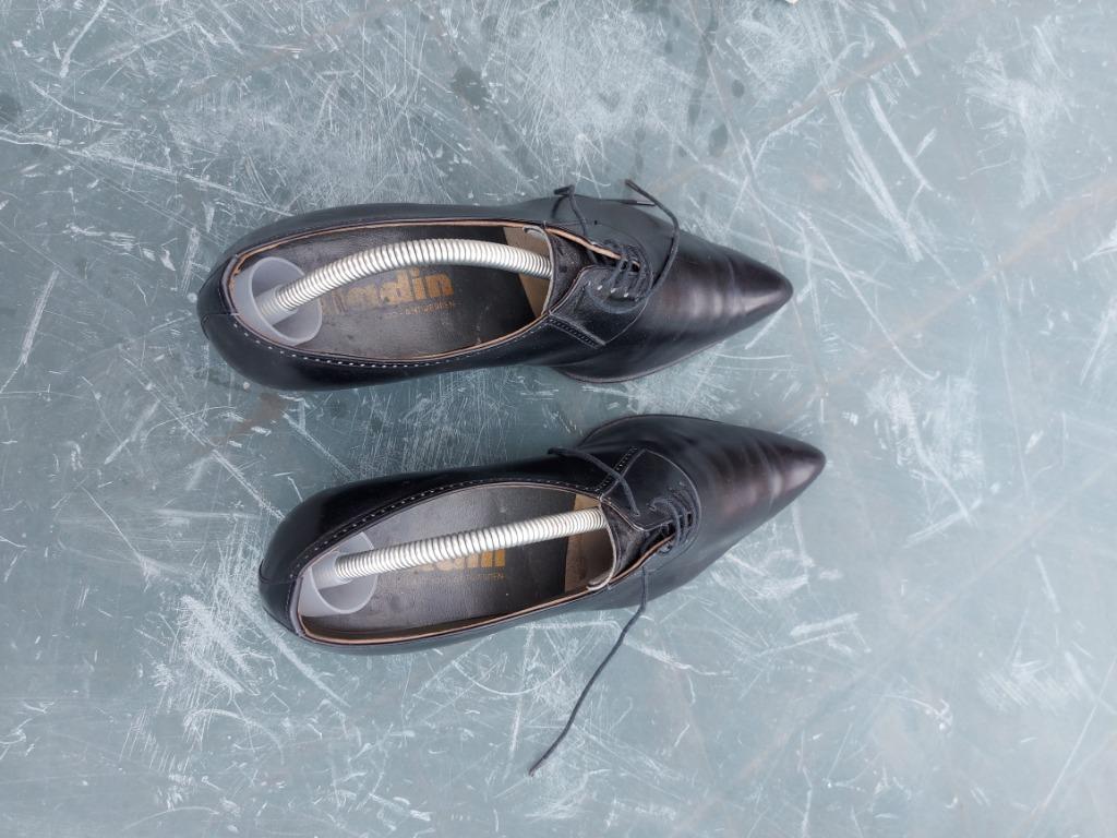 Ambiorix (dames)dans puntschoenen zwart maat 41 verhoogdehak, Vêtements | Hommes, Chaussures, Ambiorix, Chaussures à lacets, Comme neuf