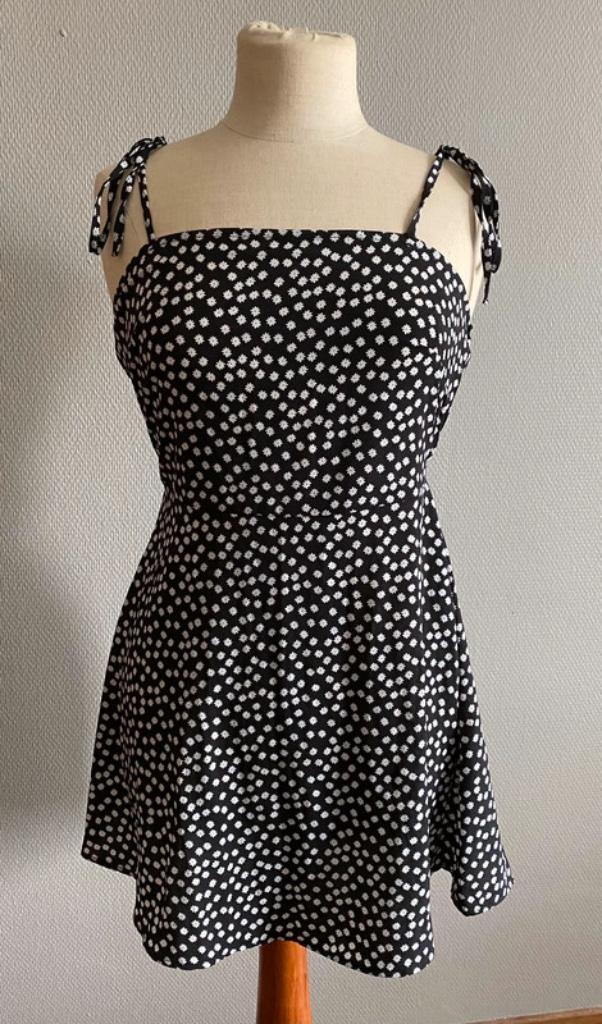 Mini jurk met bloemenprint Shein maat 34, Verzenden, Zo goed als nieuw, Maat 34 (XS) of kleiner, Boven de knie