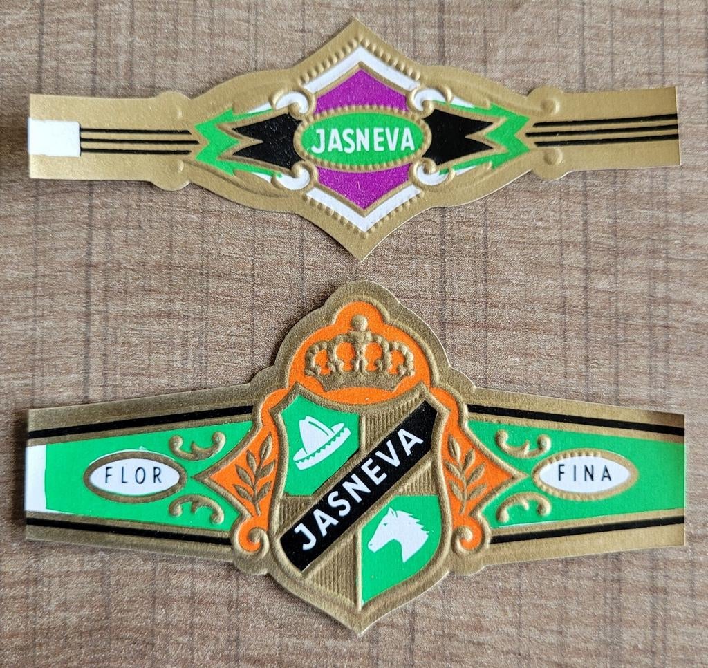 2 oude sigarenbandjes: Jasneva sigaren, Ophalen of Verzenden, Gebruikt, Sigarenbandjes