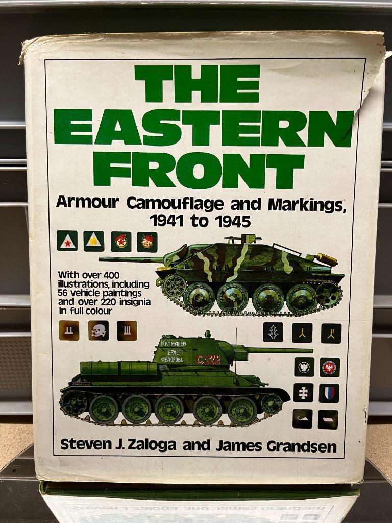 Livre "The eastern front" 1941-1945 de Steven J. Zaloga, Enlèvement ou Envoi, Steven J. ZALOGA, Deuxième Guerre mondiale, Utilisé
