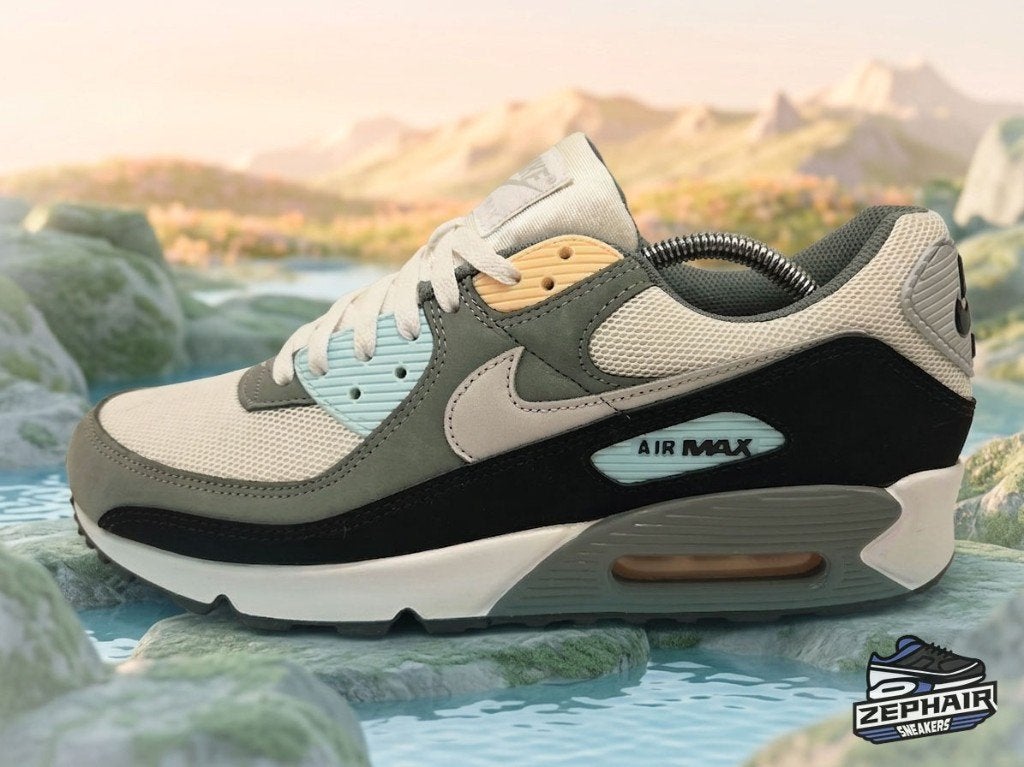 Nike Air Max 90 'Photon Dust' EU45.5 2024, Overige kleuren, Verzenden, Nike, Zo goed als nieuw