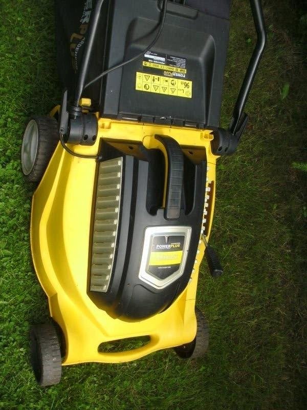 grasmaaier POWER PLUS 1800 WATT, Ophalen, 40 t/m 49 cm, Elektrische grasmaaier, Powerplus