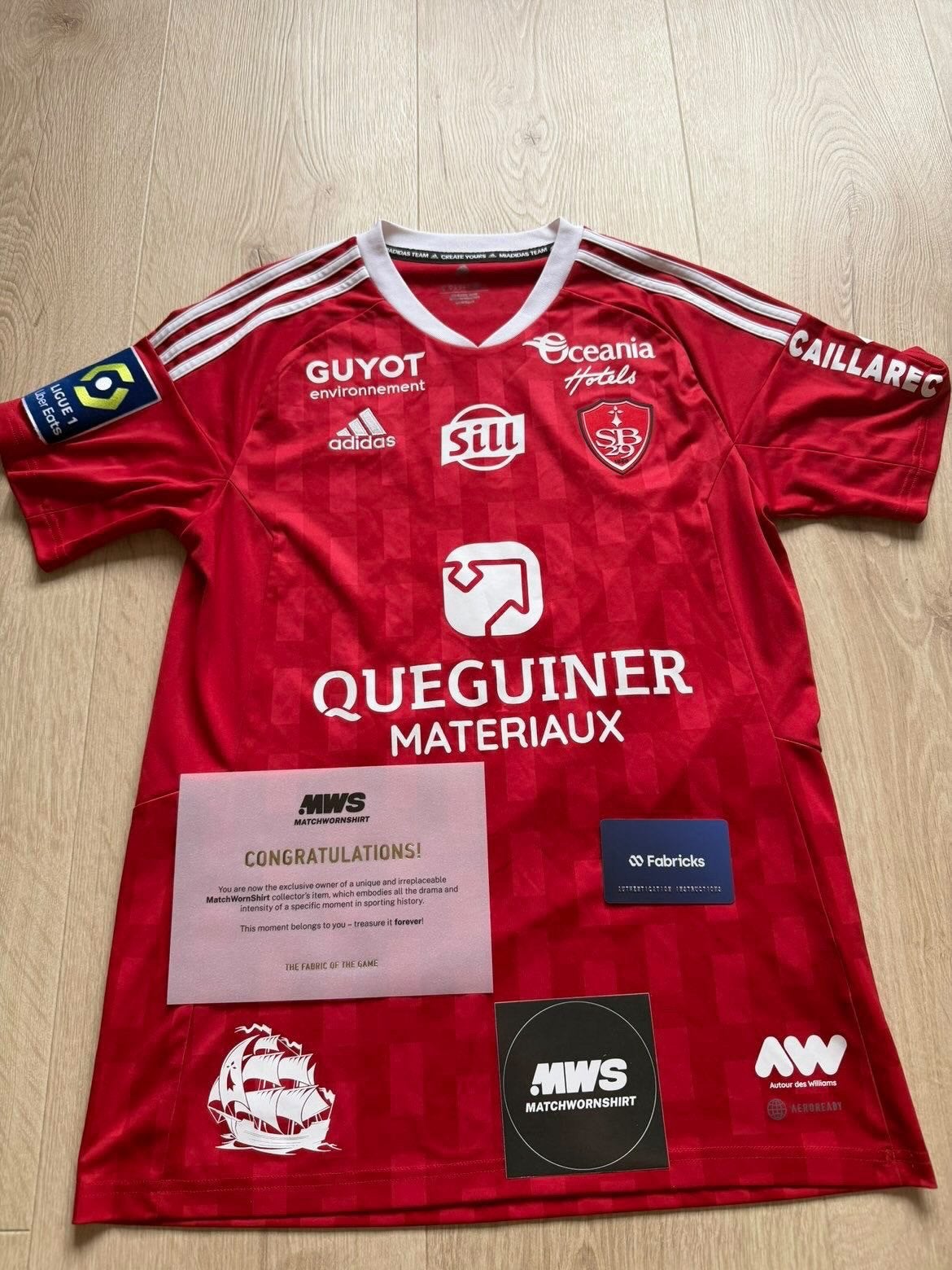 Matchworn Dari stade brest shirt, Sport en Fitness, Voetbal, Ophalen of Verzenden, Zo goed als nieuw, Shirt