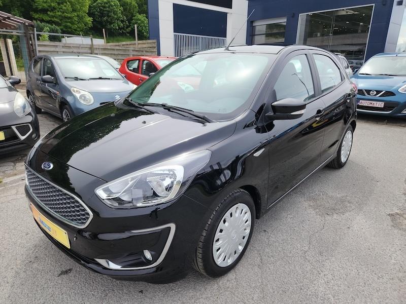 Ford KA+ essence avec 4809 km de 2020 "Moto46", Voorwielaandrijving, Stof, Ka, Zwart