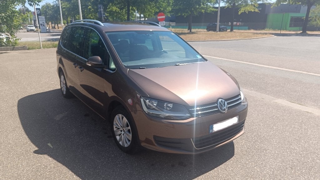 VW Sharan 2.0l BMT BLUE TDI 100 kWW/136 ch - 2011, Autos, 100 kW, Euro 5, 7 places, 5 portes