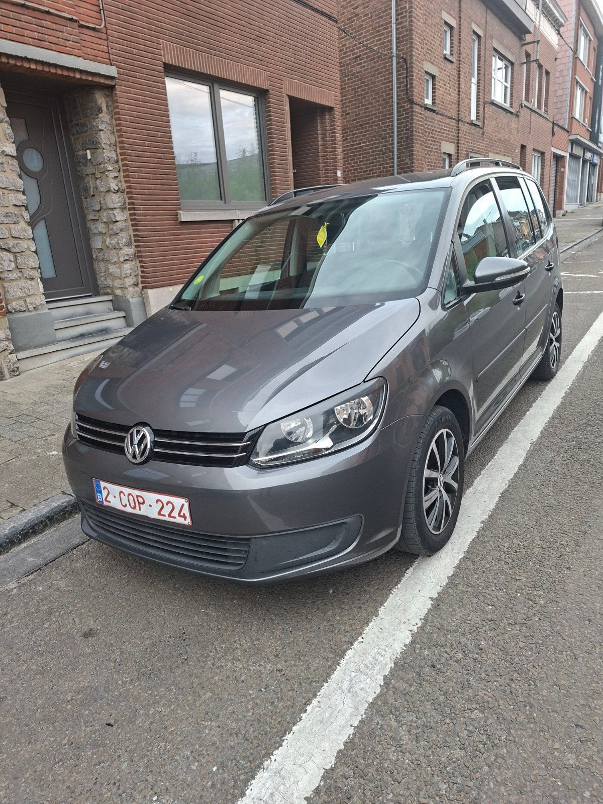 vw touran 7 places prête a immatriculé, Autos, Volkswagen, Achat, Carnet d'entretien, Diesel, Particulier