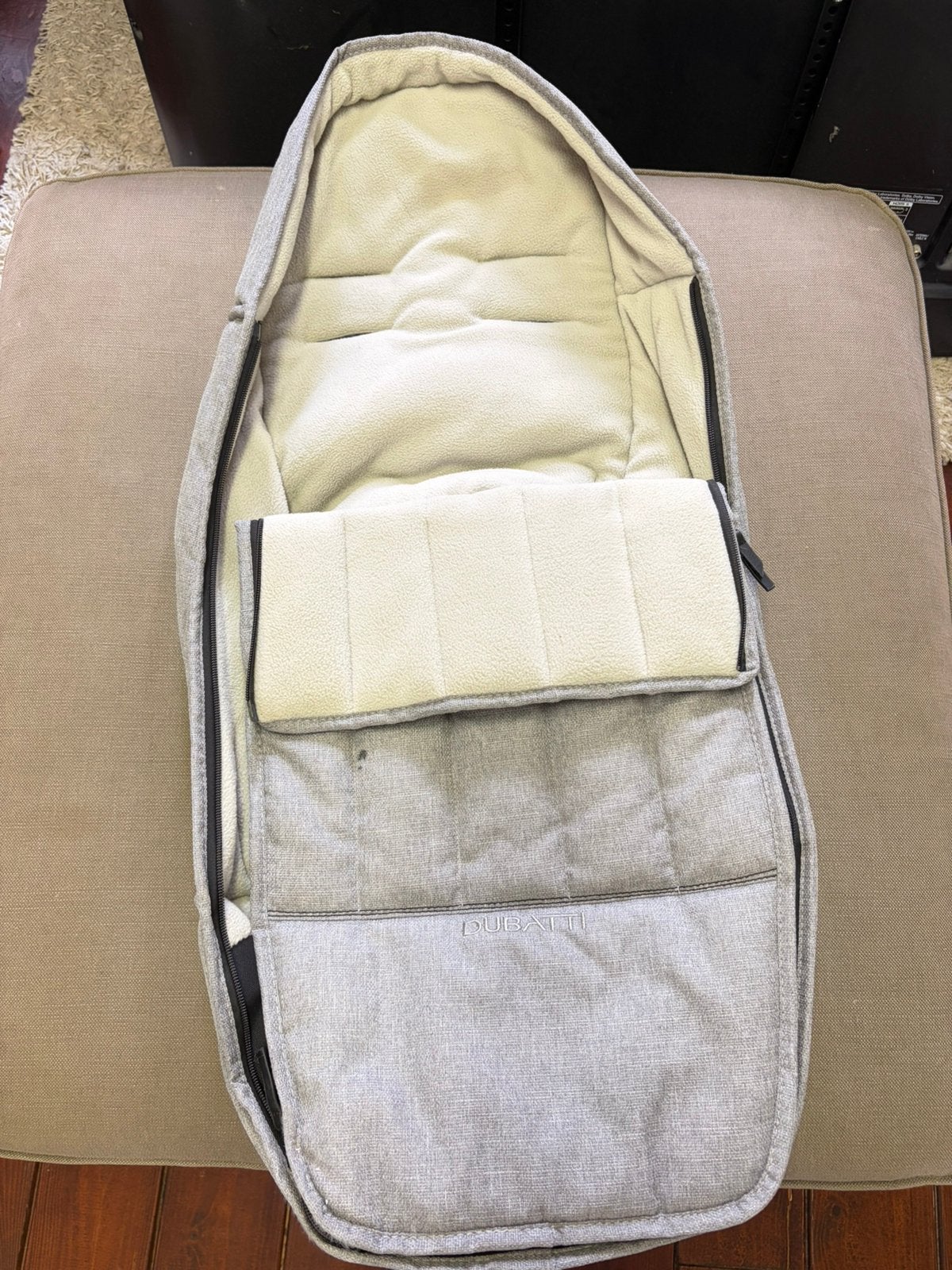 Dubatti kinderwagen met slaapmand en winterzak, Kinderen en Baby's, Ophalen, Zo goed als nieuw