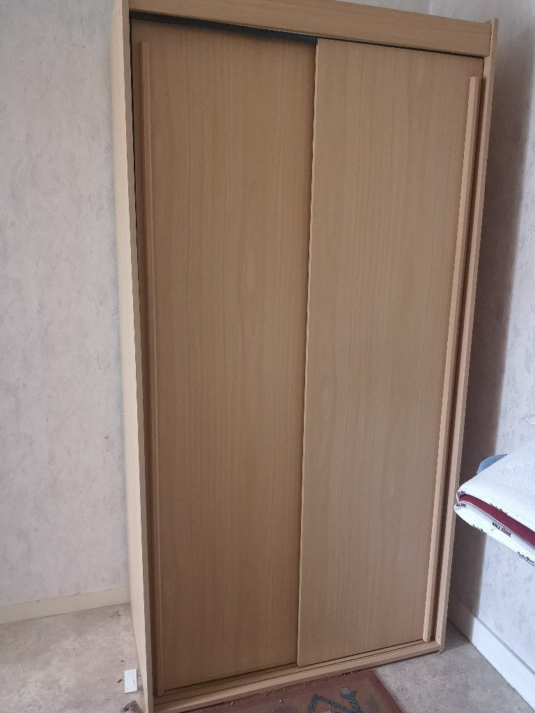 Armoire à portes coulissantes de 195 cm de haut, Enlèvement