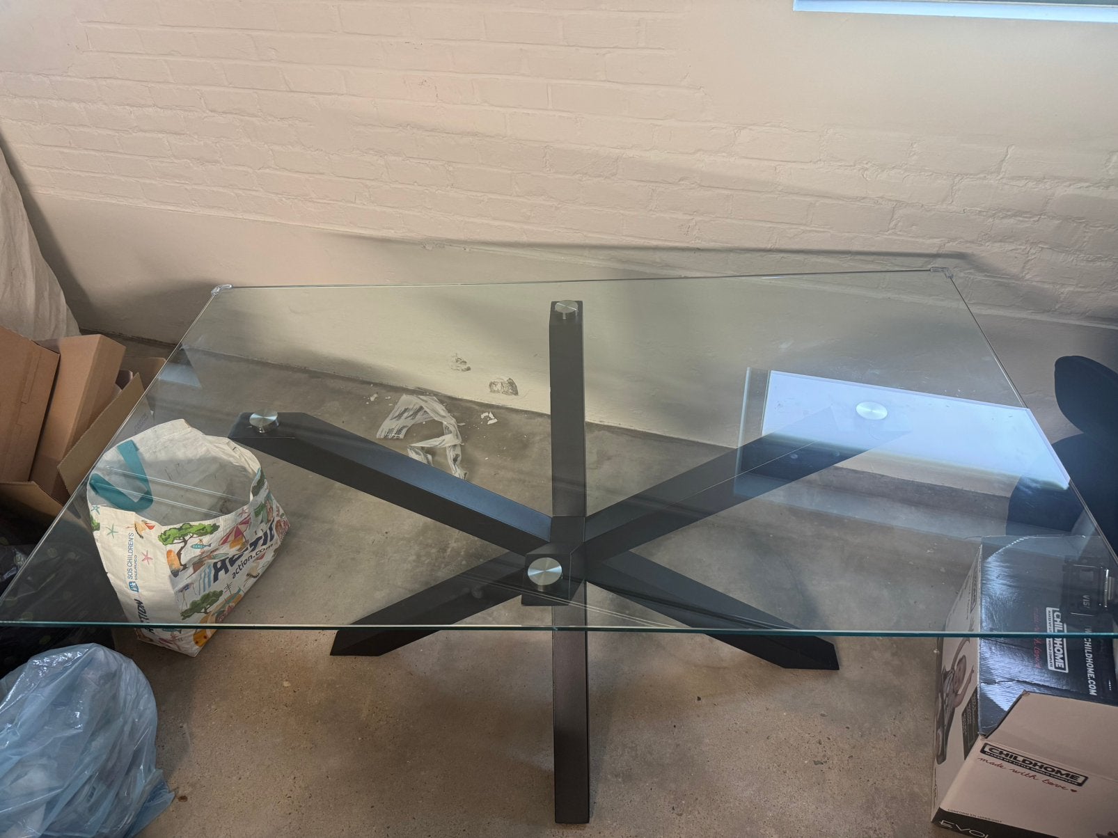Glazen tafel met zwarte poot, Maison & Meubles, Enlèvement, Comme neuf