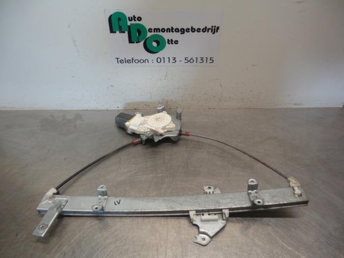 Ruitmechaniek 2Deurs links-voor van een Nissan Micra (Micra, Gebruikt, -, -, Ophalen of Verzenden