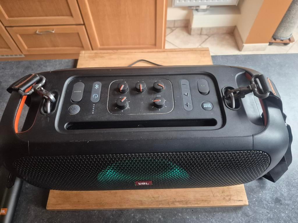 Haut-parleur karaoke avec microphones "JBL", Enlèvement, Sans fil