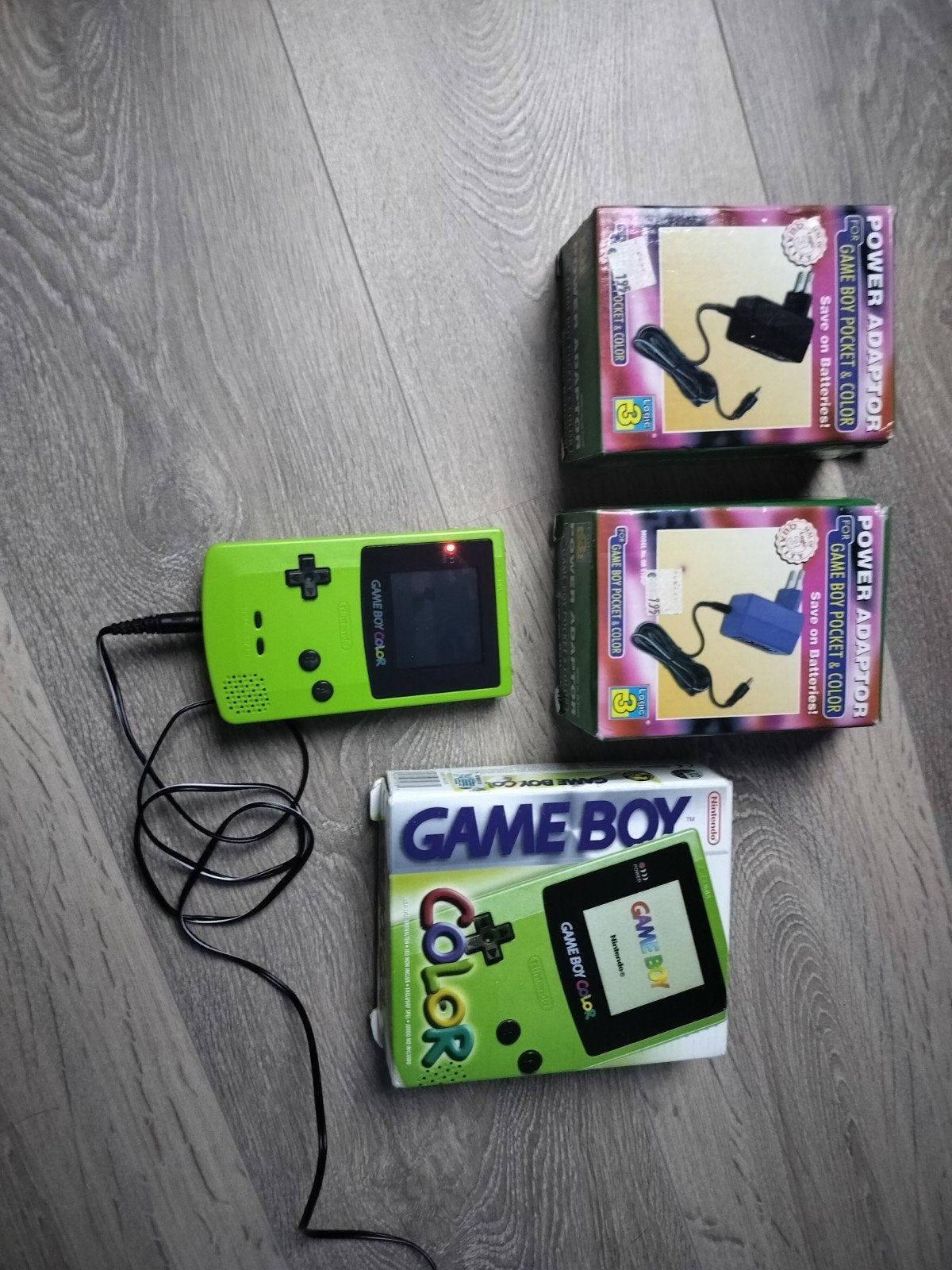 Game Boy color groen + AC adapter(s), Games en Spelcomputers, Spelcomputers | Nintendo Game Boy, Ophalen, Gebruikt, Game Boy Color