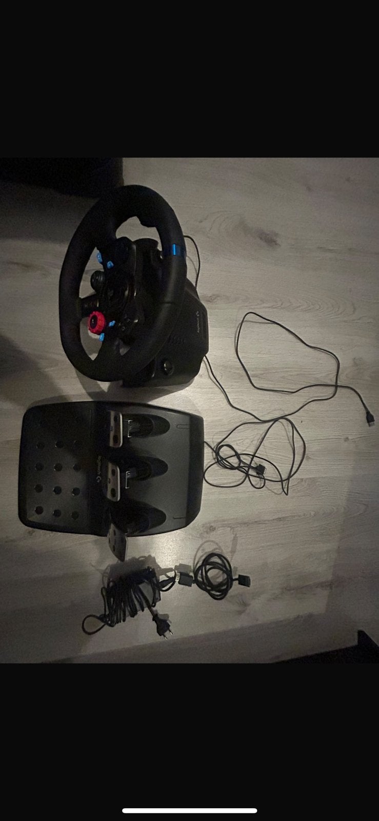 PlayStation-stuurwiel, Games en Spelcomputers, Ophalen, Zo goed als nieuw