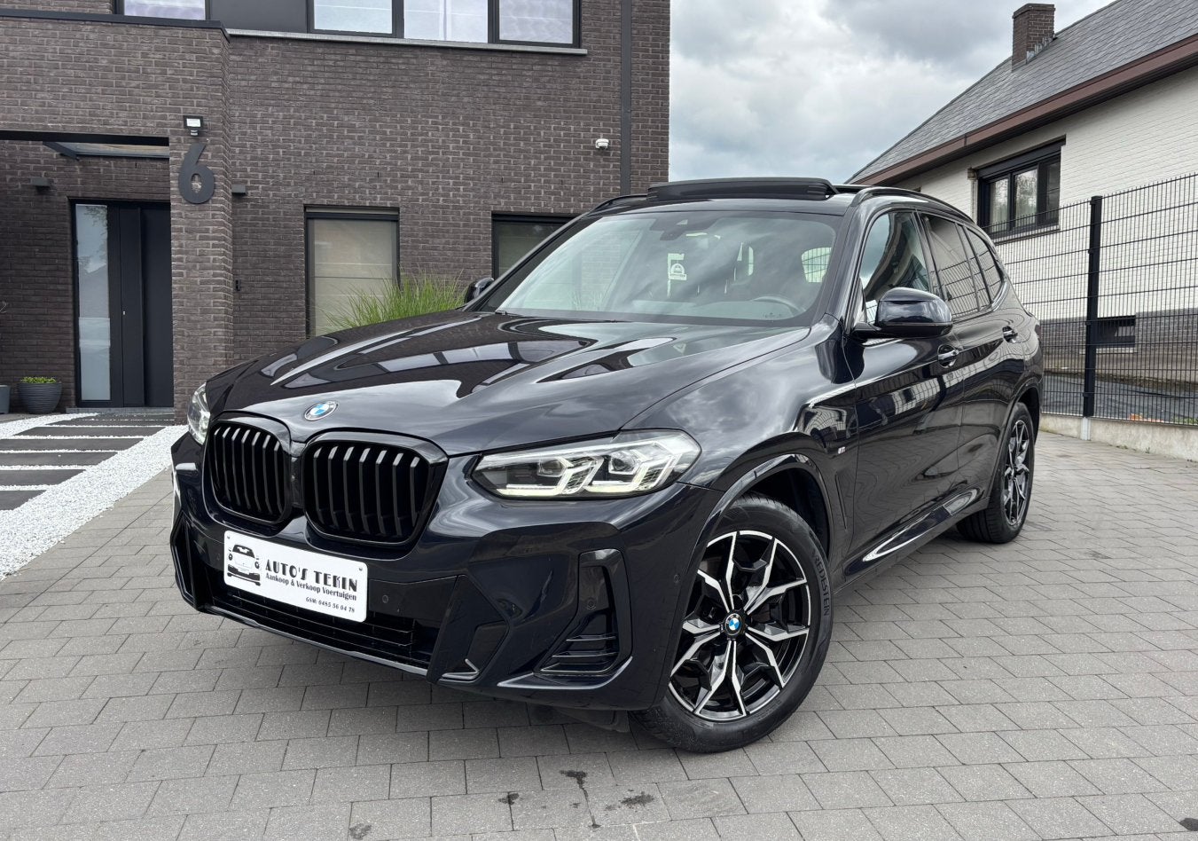 BMW X3 xDrive20 M-pakket - 360 Camera | Pano | Garantie, Automaat, 4 deurs, 4 cilinders, Blauw