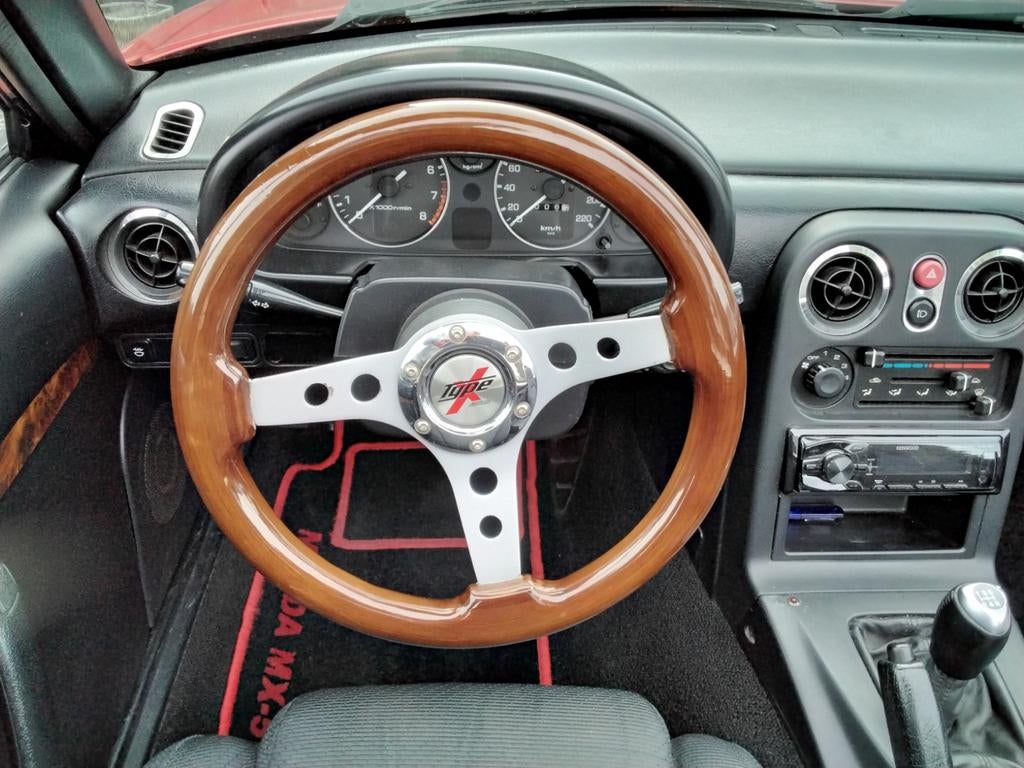 Mazda mx5, Mazda