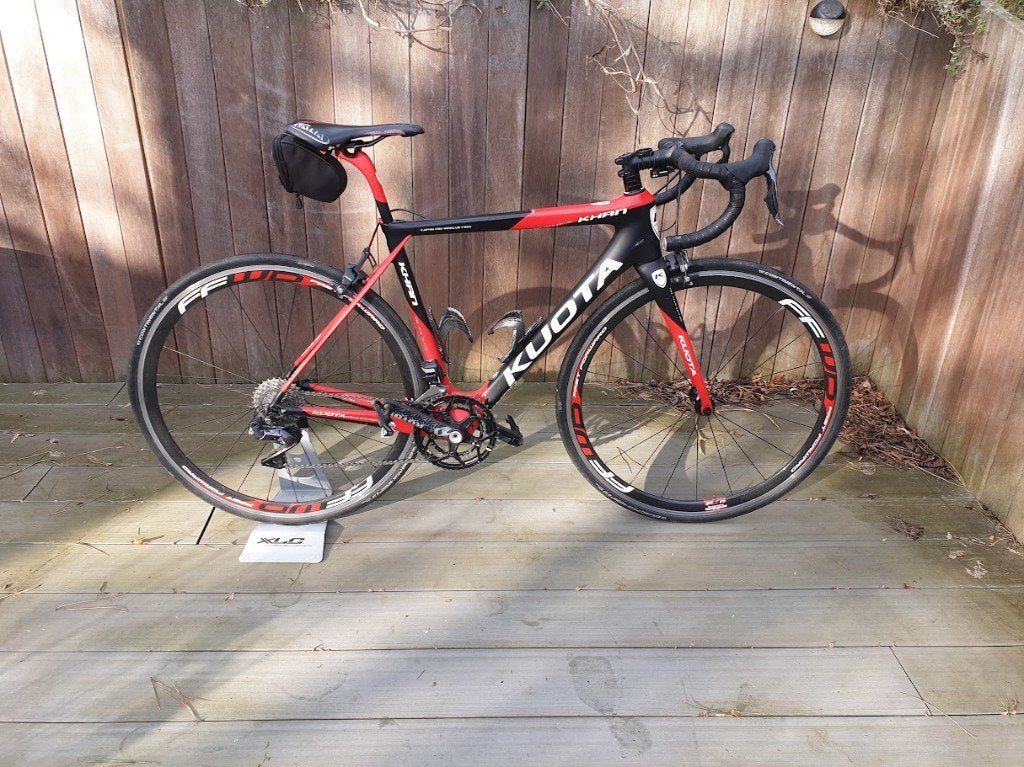 Kuota khan 2021 Ultegra DI2, Vélos & Vélomoteurs, Autres marques, Frein sur jante, Enlèvement ou Envoi, Comme neuf