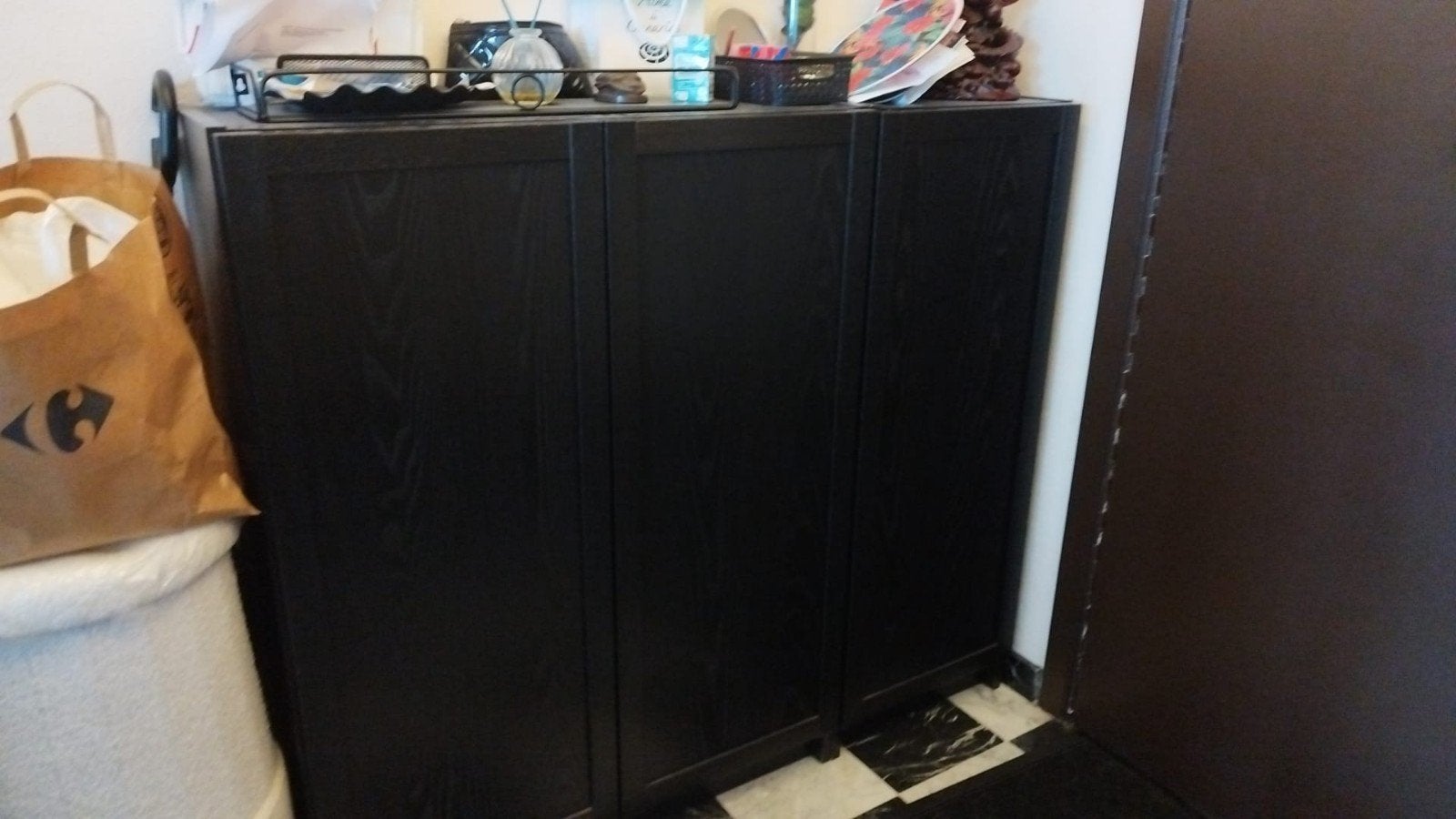 armoire basse, pour y abriter des chaussures, par exemple, Enlèvement, Comme neuf